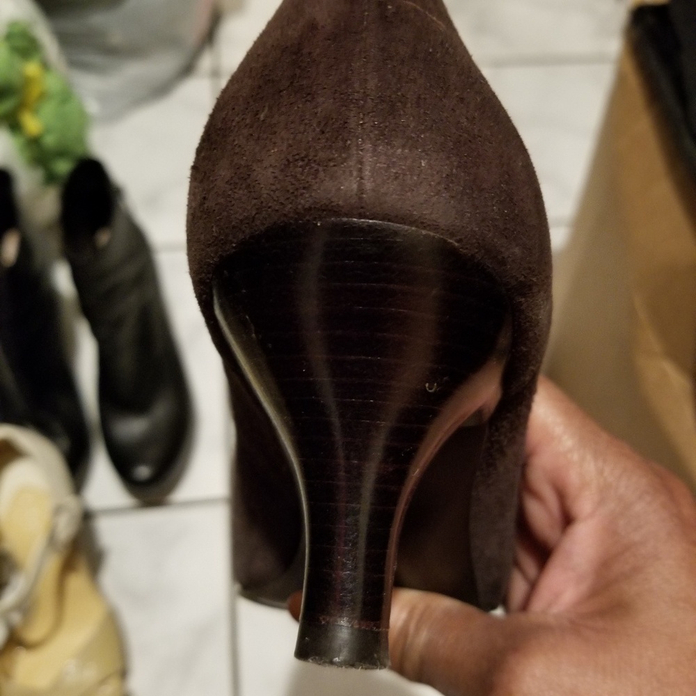 Ann Taylor Pumps - Picture 3 of 4